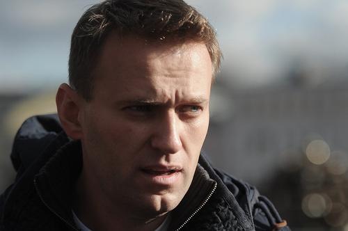 Тело Алексея Навального отдали его матери Тело Алексея Навального отдали его матери