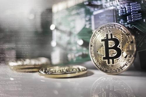   Криптовалютные биржи будоражит стремительный рост биткоина