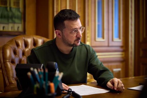 Зеленский заявил, что СБУ и ГУР готовят «конкретный ответ» на обстрелы Харькова Зеленский заявил, что СБУ и ГУР готовят «конкретный ответ» на обстрелы Харькова