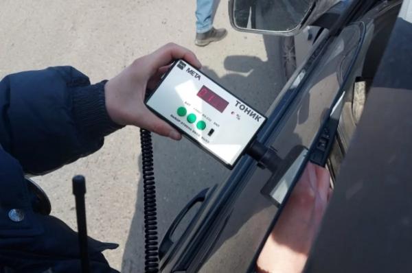 Дань 90-м. Эксперты объяснили, от чего спасает тонировка стекол авто
Дань 90-м. Эксперты объяснили, от чего спасает тонировка стекол авто