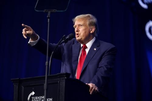 Трамп заявил на дебатах с Байденом, что Украина проигрывает в конфликте с РФ Трамп заявил на дебатах с Байденом, что Украина проигрывает в конфликте с РФ