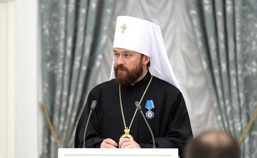 Митрополит Иларион, обвиненный в домогательстве, временно отстранен от должности Митрополит Иларион, обвиненный в домогательстве, временно отстранен от должности