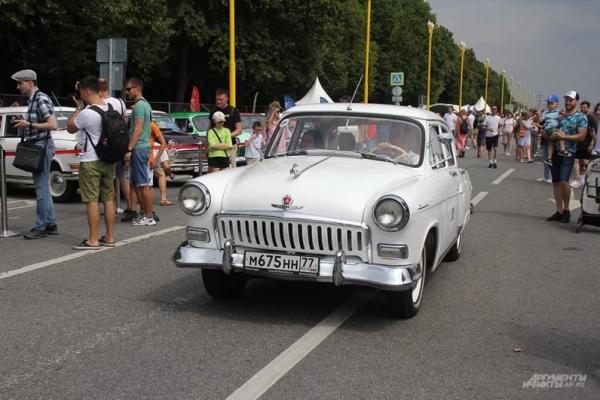 Раритеты из металлолома. В Москве показали лучшие старинные автомобили
Раритеты из металлолома. В Москве показали лучшие старинные автомобили