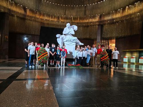 Музей Победы на Поклонной горе - первая точка остановки в Москве мотокорреспондента «Союза отцов» Ольги Безруковой Музей Победы на Поклонной горе - первая точка остановки в Москве мотокорреспондента «Союза отцов» Ольги Безруковой