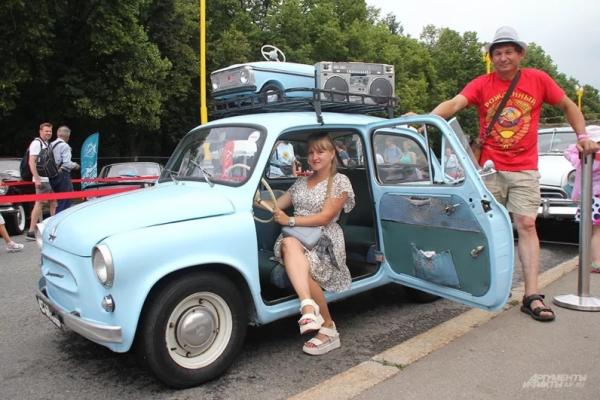 Раритеты из металлолома. В Москве показали лучшие старинные автомобили
Раритеты из металлолома. В Москве показали лучшие старинные автомобили
