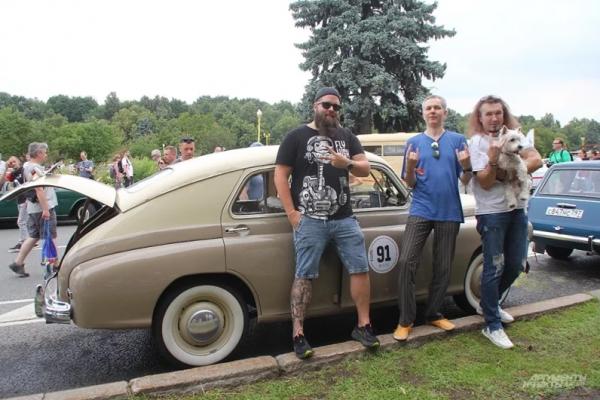 Раритеты из металлолома. В Москве показали лучшие старинные автомобили
Раритеты из металлолома. В Москве показали лучшие старинные автомобили