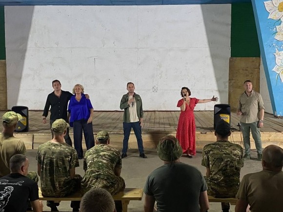 Артист в камуфляже: Руслан Банковский о поддержке военных Артист в камуфляже: Руслан Банковский о поддержке военных