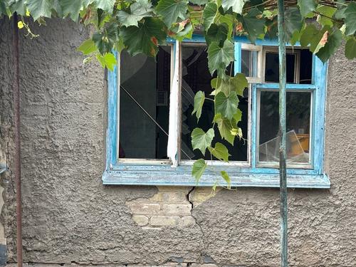 В Луганске около 30 домов повреждено из-за обстрела ВСУ В Луганске около 30 домов повреждено из-за обстрела ВСУ