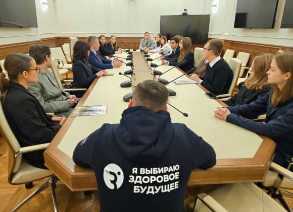 «Здоровое Отечество» организовало Круглый стол для студентов РАНХиГС в Совете Федерации «Здоровое Отечество» организовало Круглый стол для студентов РАНХиГС в Совете Федерации