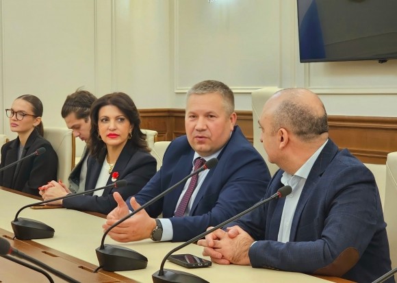 «Здоровое Отечество» организовало Круглый стол для студентов РАНХиГС в Совете Федерации «Здоровое Отечество» организовало Круглый стол для студентов РАНХиГС в Совете Федерации