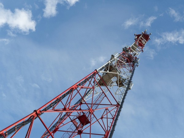 Российские ученые обнаружили в мозге изменения от излучения антенн 5G