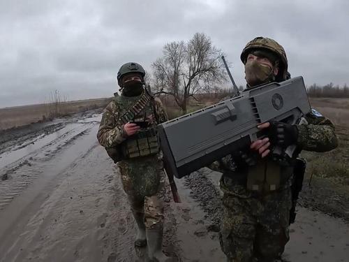 Истребители дронов прикрывают позиции группировки войск «Днепр» Истребители дронов прикрывают позиции группировки войск «Днепр»