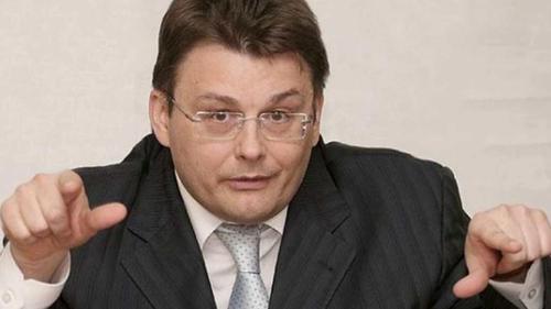 По мнению депутата ГД Евгения Фёдорова, тех, кто выступает против засилья мигрантов когда-нибудь «перестреляют как бешеных собак» По мнению депутата ГД Евгения Фёдорова, тех, кто выступает против засилья мигрантов когда-нибудь «перестреляют как бешеных собак»