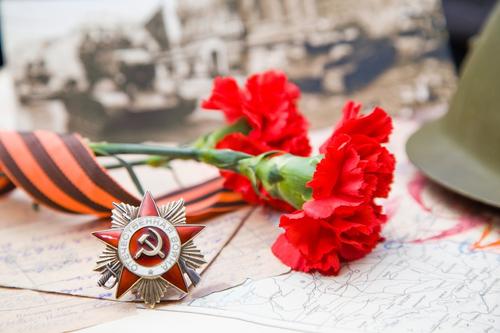 Они уходят тихо, без парадов Они уходят тихо, без парадов