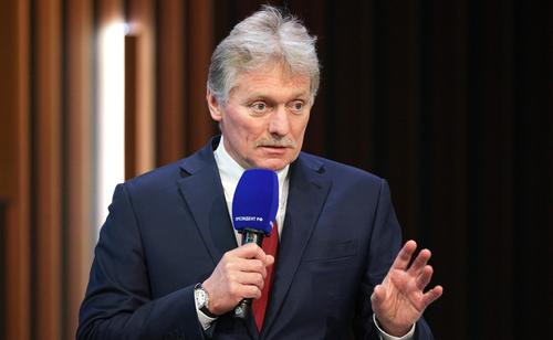 Песков заявил, что Путин не давал команды о продлении пасхального перемирия