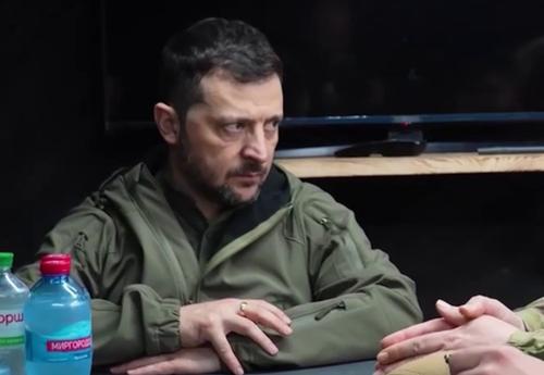 Зеленский может отменить положение Конституции Украины о курсе на вступление в НАТО Зеленский может отменить положение Конституции Украины о курсе на вступление в НАТО