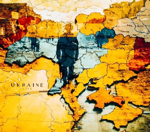 Россию будут душить безумием Россию будут душить безумием