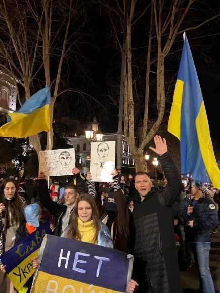 Бич из Майами: странное преображение московского депутата из округа Преображенское Бич из Майами: странное преображение московского депутата из округа Преображенское