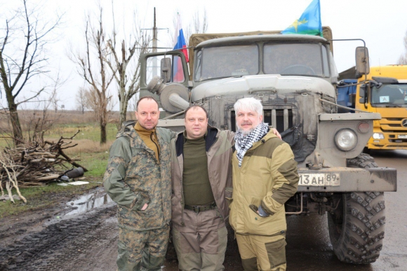 «Мы с Ямала»: история волонтера, посвятившего себя помощи Донбассу «Мы с Ямала»: история волонтера, посвятившего себя помощи Донбассу