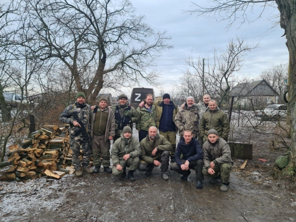 «Мы с Ямала»: история волонтера, посвятившего себя помощи Донбассу «Мы с Ямала»: история волонтера, посвятившего себя помощи Донбассу