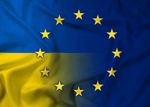 Помощь Украине приводит к все большим финансовым проблемам в Европе Помощь Украине приводит к все большим финансовым проблемам в Европе