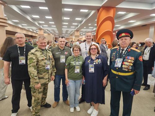 О форуме, президенте и дорогой сердцу награде О форуме, президенте и дорогой сердцу награде