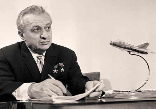 «МиГ» – и этим всё сказано «МиГ» – и этим всё сказано