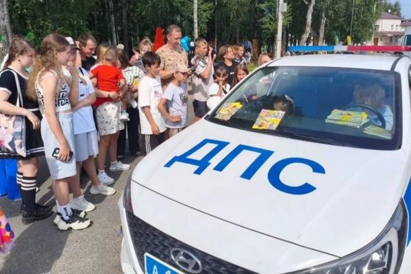 
        Возвращаемся из отпуска на автомобиле. Как подготовиться к дальней поездке?    