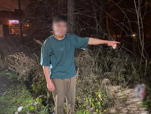 В Екатеринбурге 21-летний узбек отрезал голову собственной матери В Екатеринбурге 21-летний узбек отрезал голову собственной матери