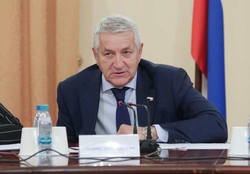 Леонид Огуль: основная наша задача — выстроить прозрачную и понятную систему помощи детям Леонид Огуль: основная наша задача — выстроить прозрачную и понятную систему помощи детям