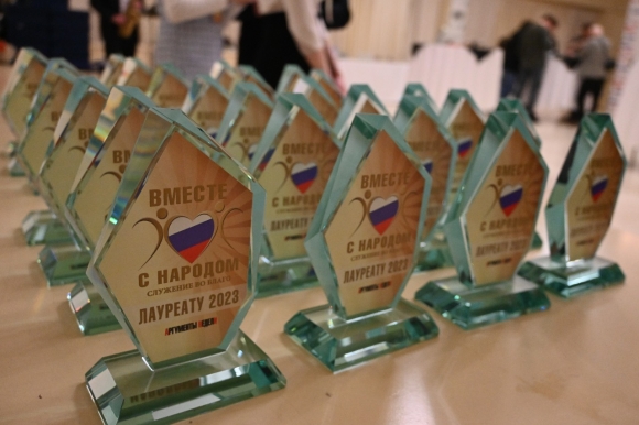 В Москве наградили деятелей культуры, продолжающих традиции фронтовых бригад Великой Отечественной В Москве наградили деятелей культуры, продолжающих традиции фронтовых бригад Великой Отечественной