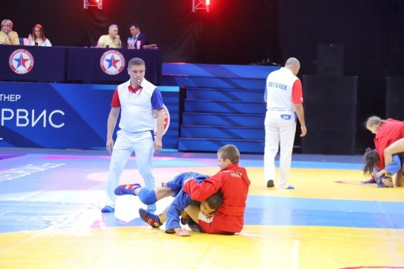 Будущие чемпионы мира: Первенство России по самбо определило лучших среди кадетов Будущие чемпионы мира: Первенство России по самбо определило лучших среди кадетов