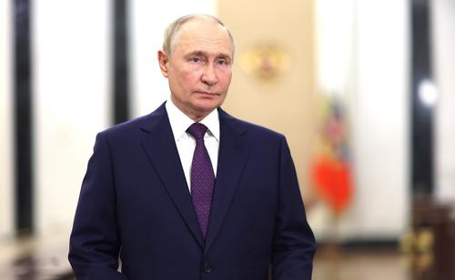 Путин назвал Россию страной безграничных возможностей Путин назвал Россию страной безграничных возможностей