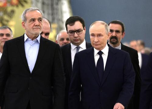 Россия и Иран заключили договор о всеобъемлющем стратегическом партнерстве Россия и Иран заключили договор о всеобъемлющем стратегическом партнерстве